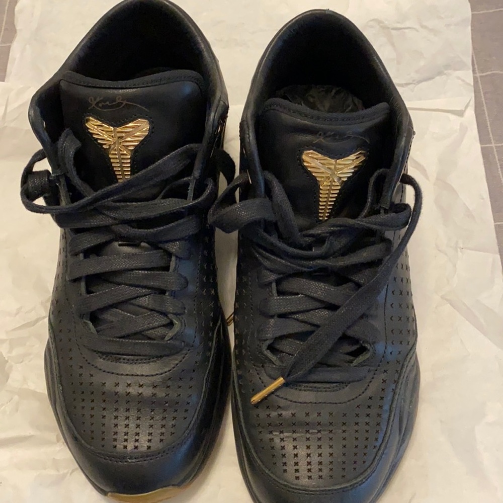 Nike leather black/gold/tan